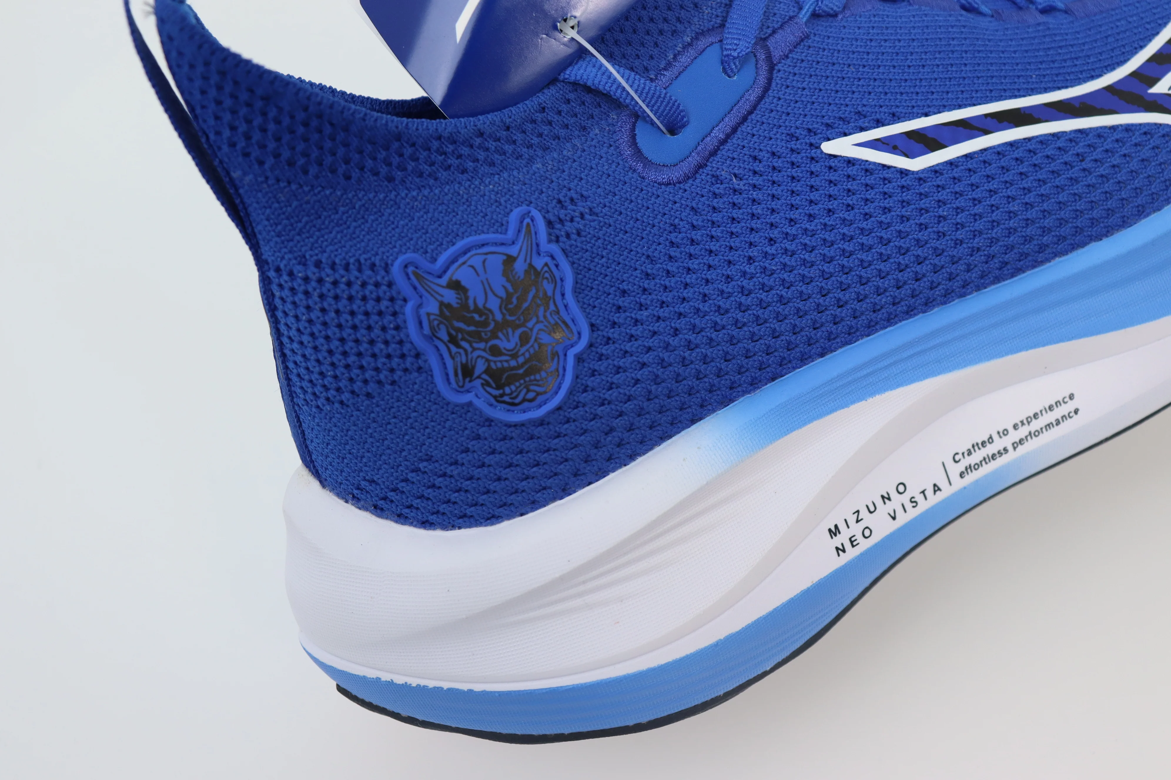 MIZUNO NEO VISTA 2 in Blue - Men - Image 4