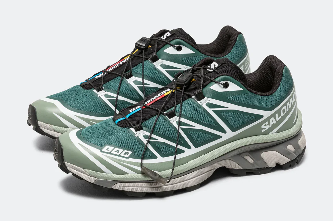 Salomon XT-6 GORE-Tex Men's Trail Running Shoe in Green Gables - Image 2